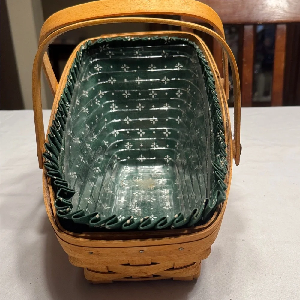 Longerberger Holiday Sleigh Basket. 1995